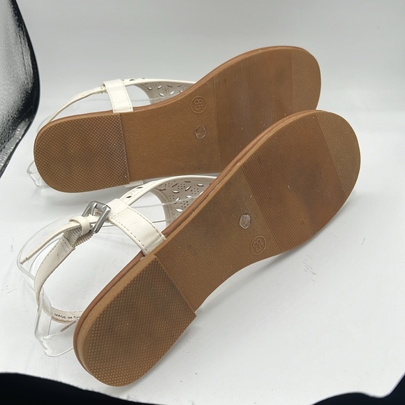 ARIZONA JEAN CO. Womens White AZ Same Thong-style Sandals | Size - 8.5 - Picture 4 of 4